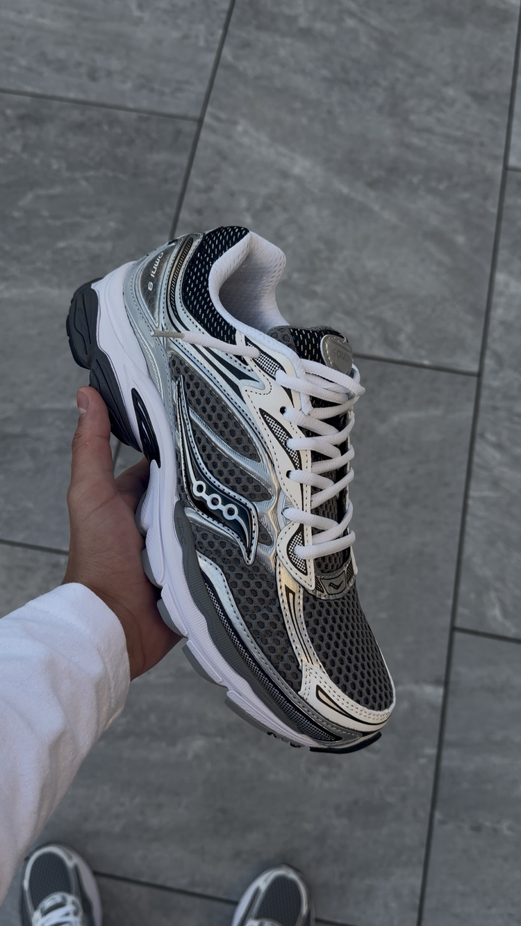 Saucony-Omni 9 Dark Grey